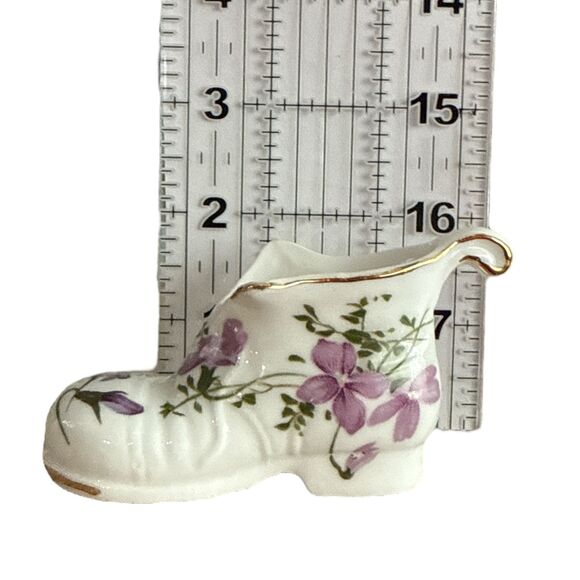 VTG Fine Bone China Boot Vase Le Tao Taiwan Purple Floral Gold Trim Miniature - Picture 2 of 7